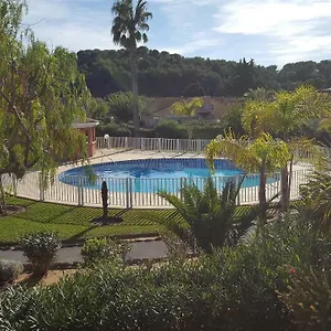 Tahiti Parc Maisonnette 6 Pers 2 Hébergement de vacances Le Lavandou